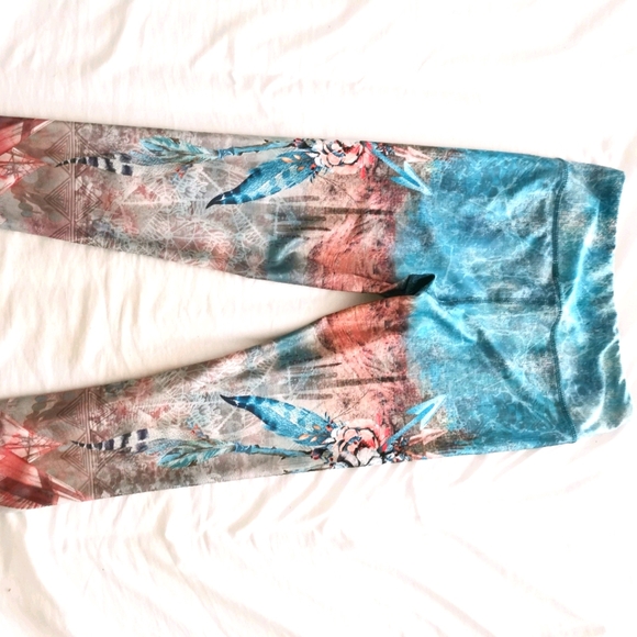 NWOT Evolution and Creation Yoga Pants Size Small - Picture 1 of 4